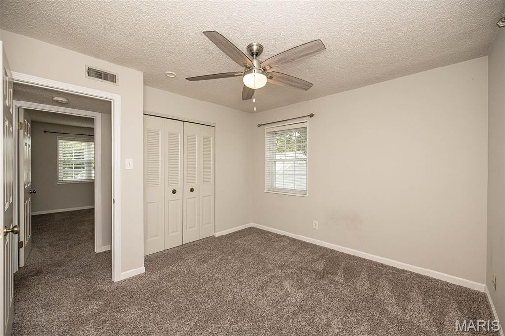 Brentwood Forest Condo - Residential