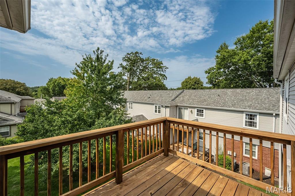Brentwood Forest Condo - Residential