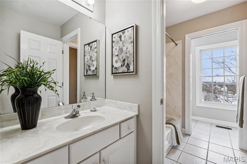 Kingscove Ct. - Residential