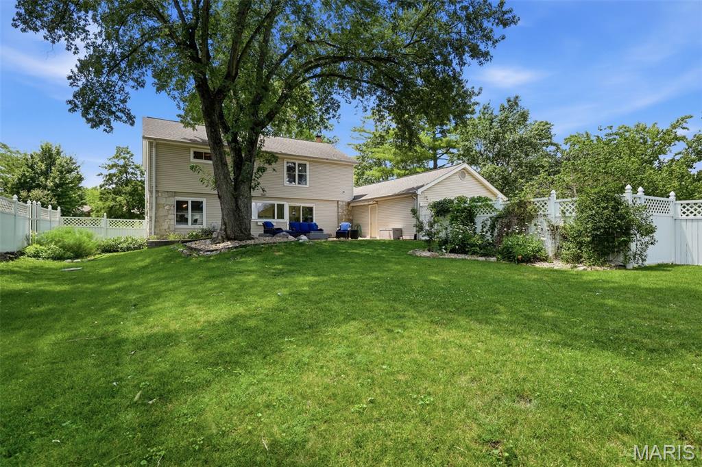 Meadowbrook Farm 1 - Residential