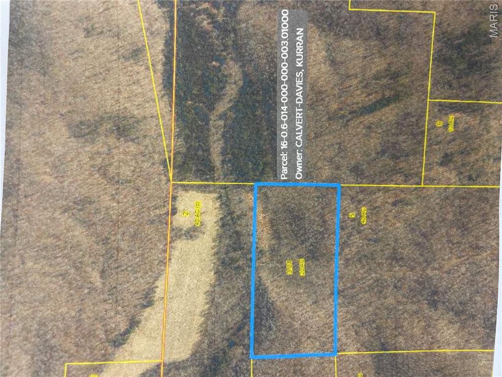 20 acres +/- wooded acres without deeded easement.