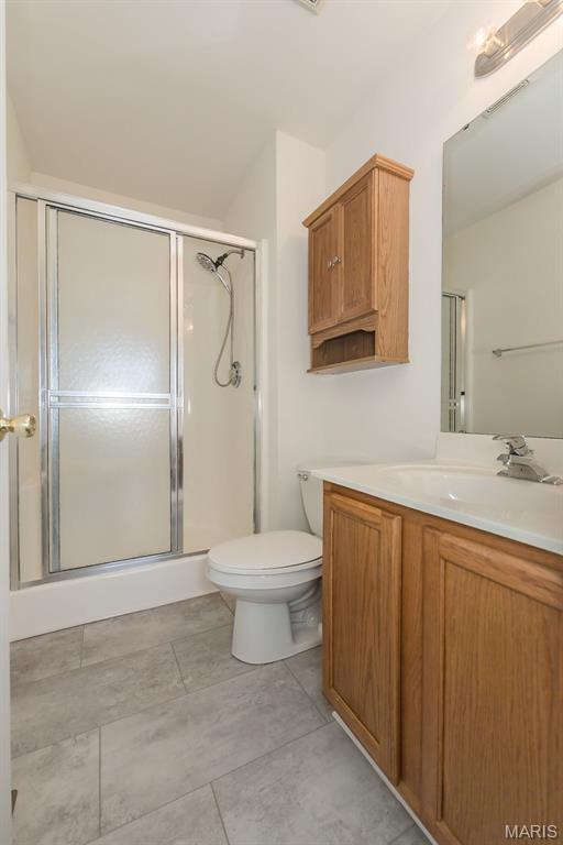 Oakview Villas & Arlington Condos - Residential
