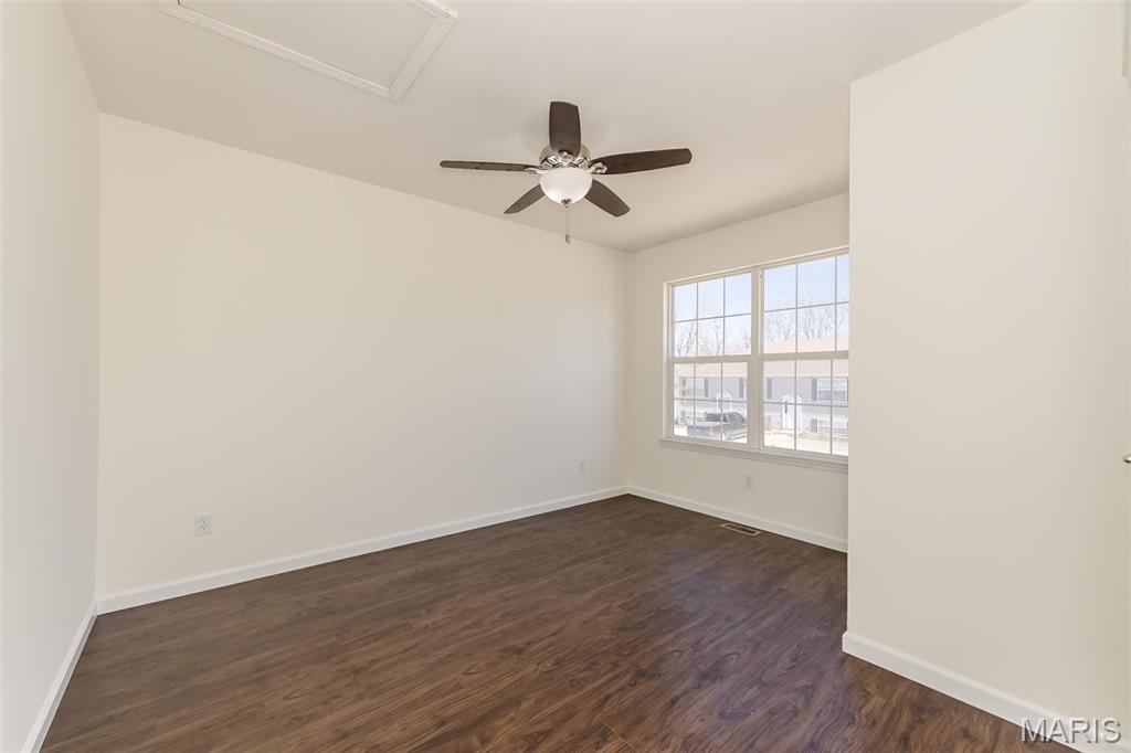 Oakview Villas & Arlington Condos - Residential