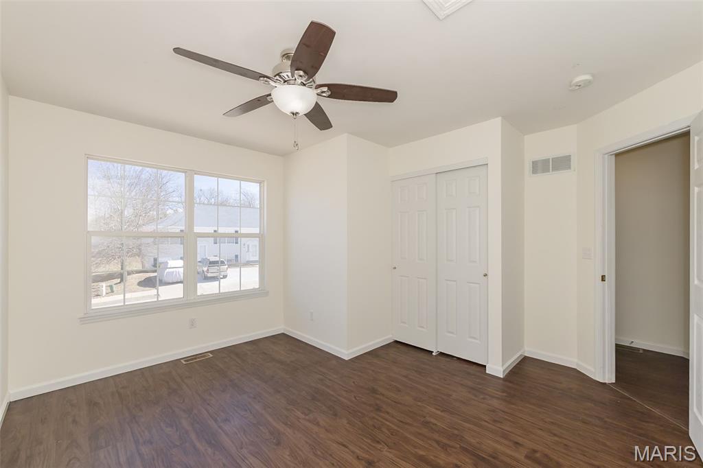 Oakview Villas & Arlington Condos - Residential