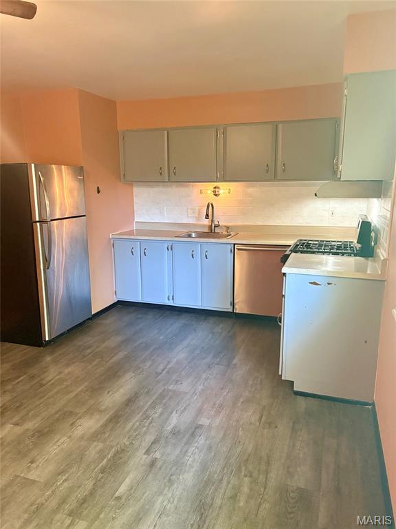 Larimore Plaza 2 2 - Residential