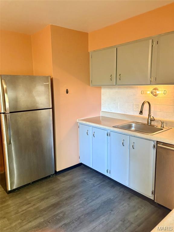 Larimore Plaza 2 2 - Residential