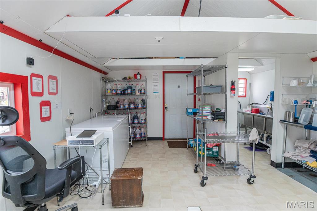 City/Owensville - Commercial Sale