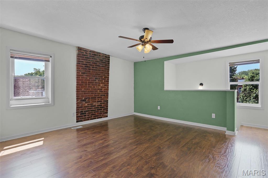 Kaysers Add - Residential Income