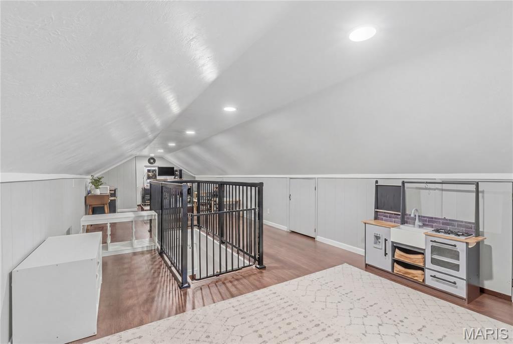 Riverview - Residential