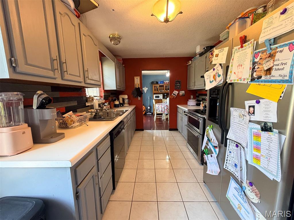 Praiseful Acres Sub - Residential