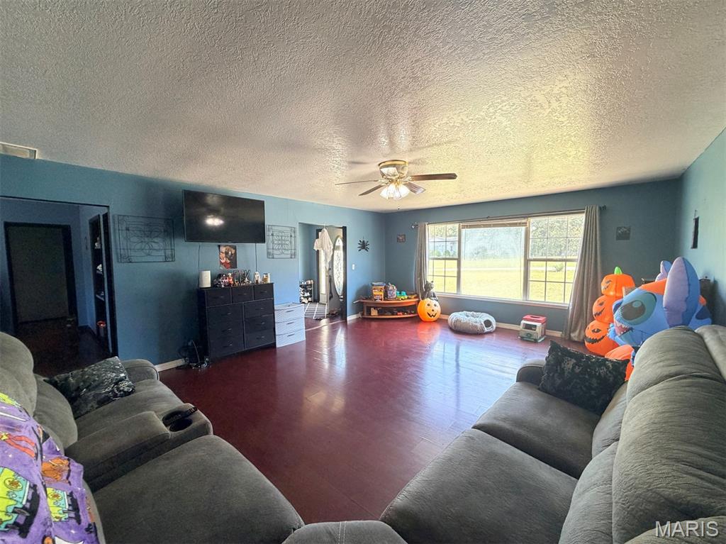 Praiseful Acres Sub - Residential