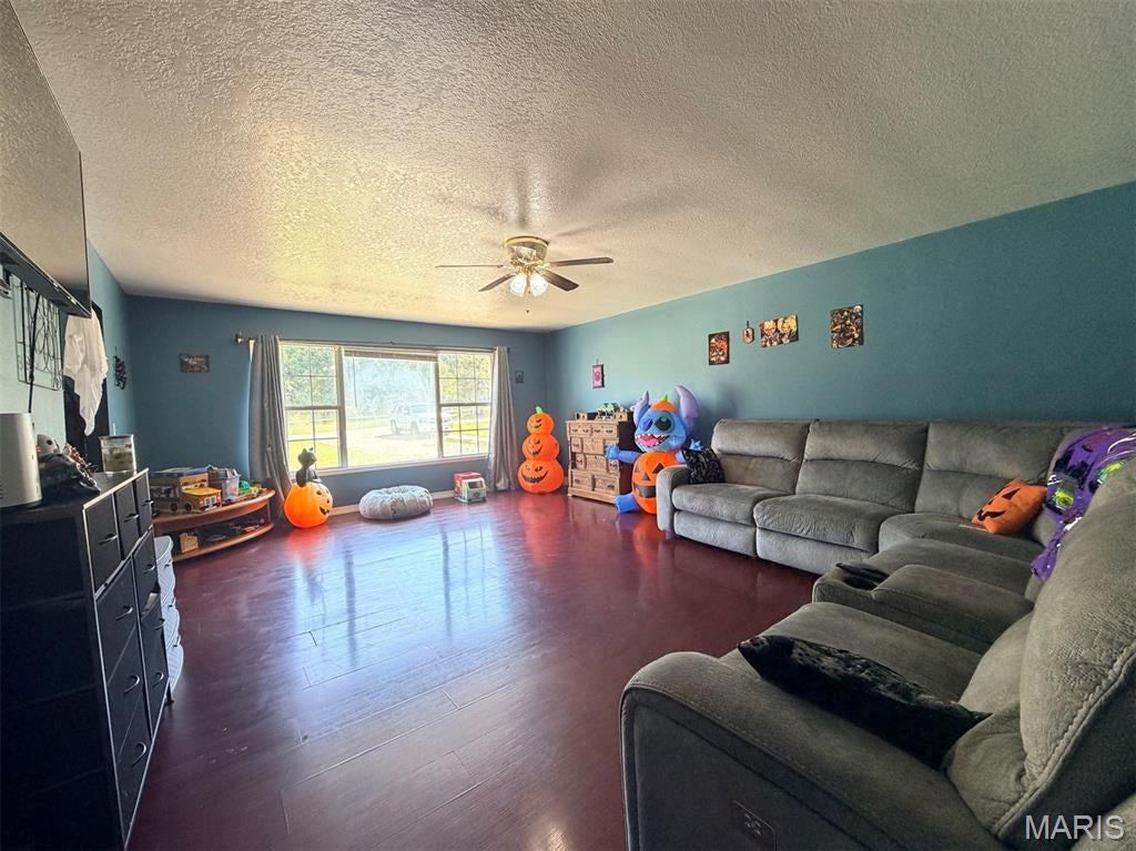 Praiseful Acres Sub - Residential