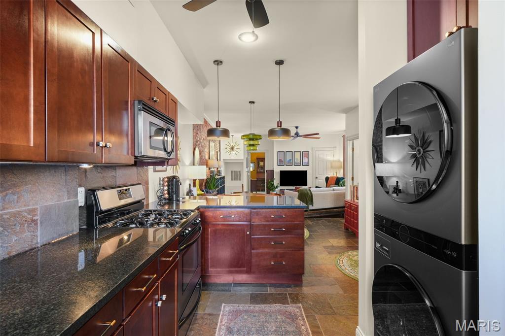 Allen Ave Condos - Residential