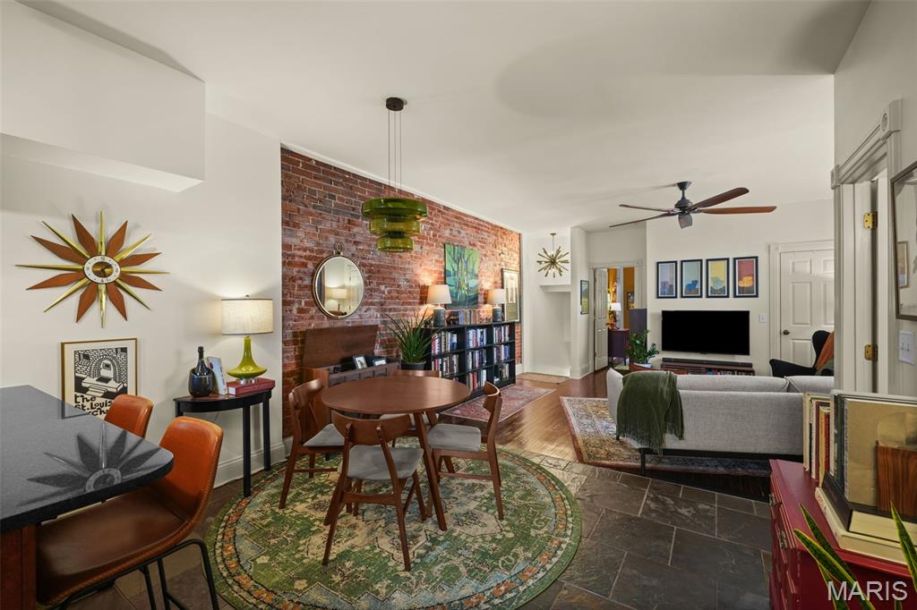 Allen Ave Condos - Residential