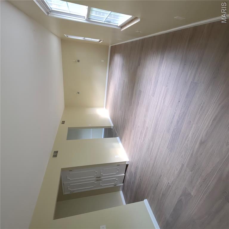Paddock Forest Condo - Residential