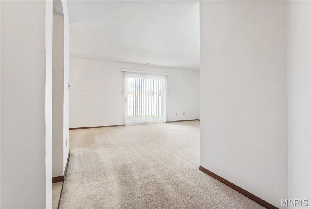 Sunridge Condo Ph Two - Residential