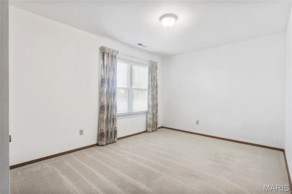 Sunridge Condo Ph Two - Residential
