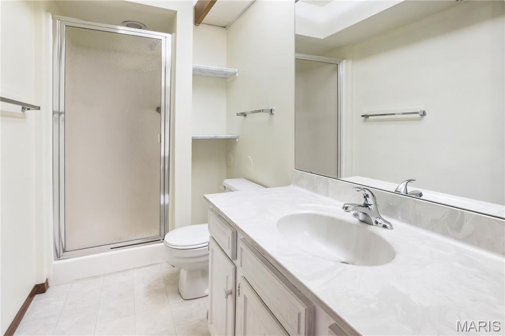 Sunridge Condo Ph Two - Residential