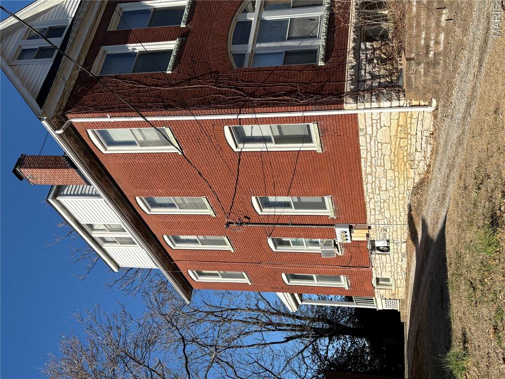 Town/West Belleville 2nd ADD - Residential Income