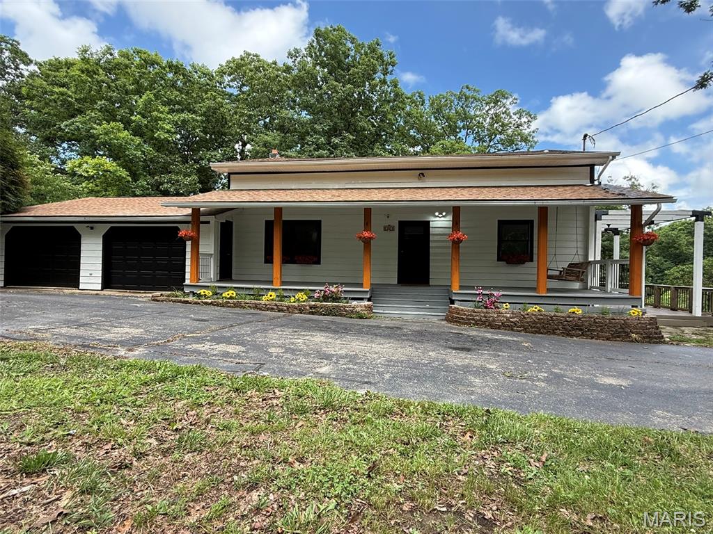 No HOA - Residential