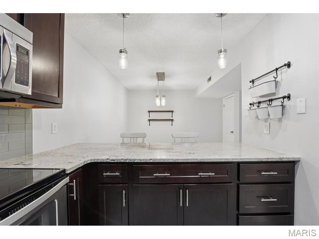 Brentwood Forest Condo Ph Eight - Residential