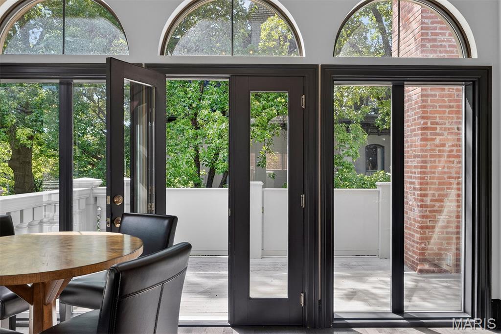 Lafayette Square - Residential
