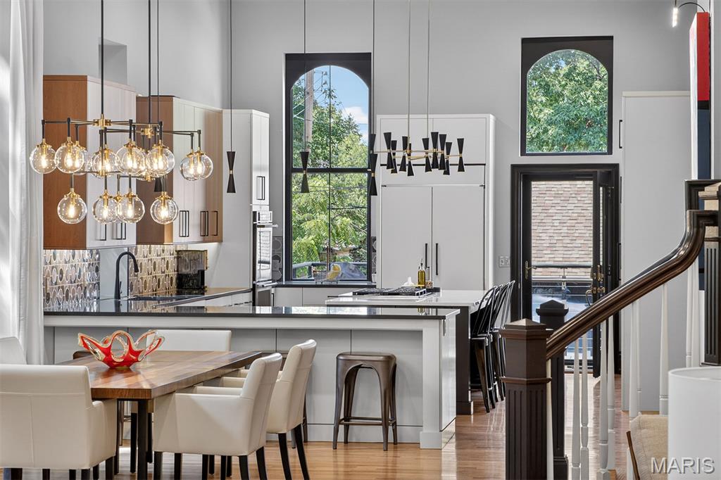 Lafayette Square - Residential