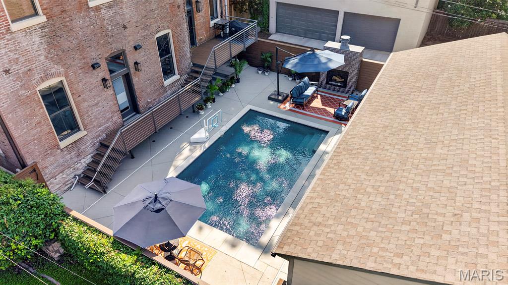 Lafayette Square - Residential