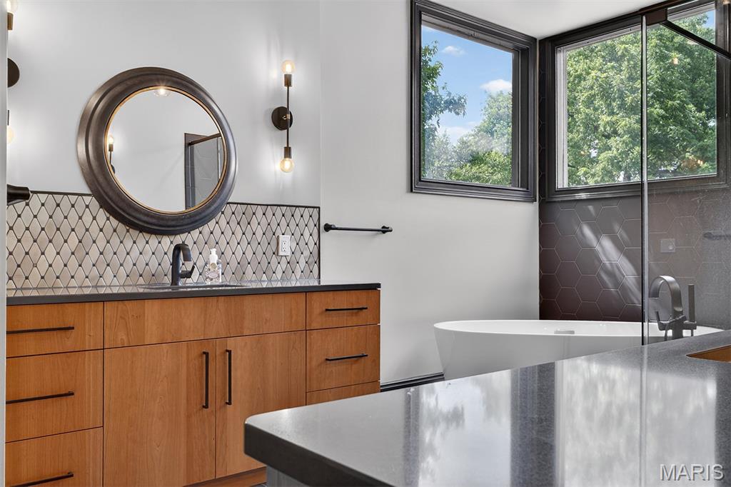 Lafayette Square - Residential