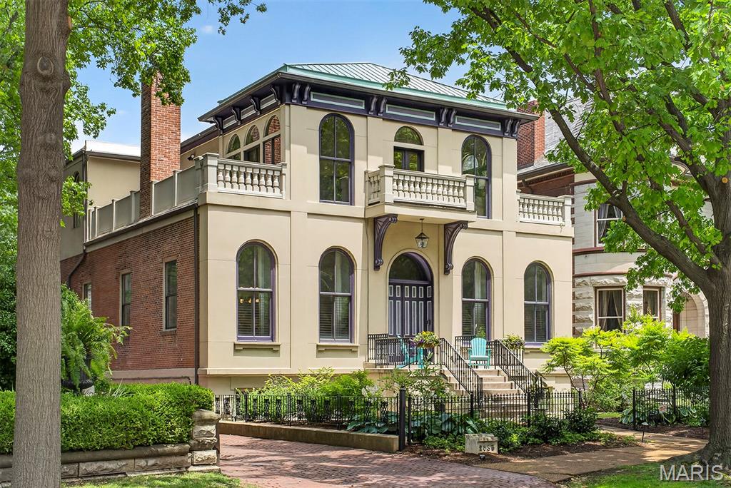 Lafayette Square - Residential
