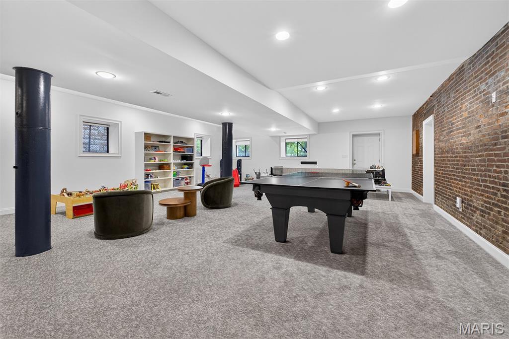 Lafayette Square - Residential