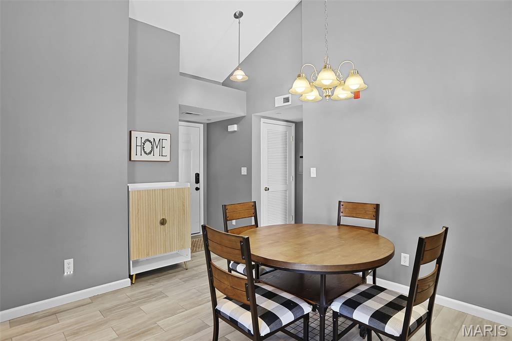 Springhurst Terrace #14 - Residential