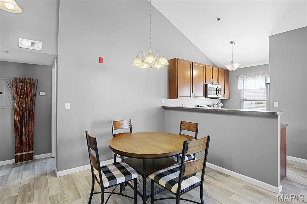 Springhurst Terrace #14 - Residential