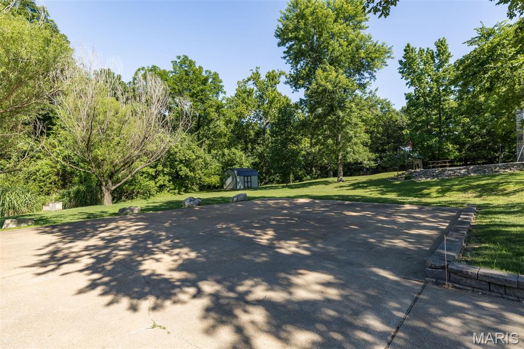 Jovette Terrace - Commercial Sale