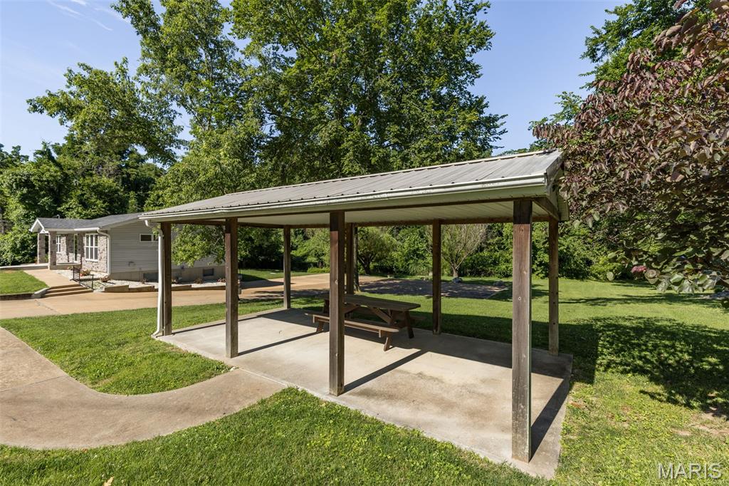 Jovette Terrace - Commercial Sale