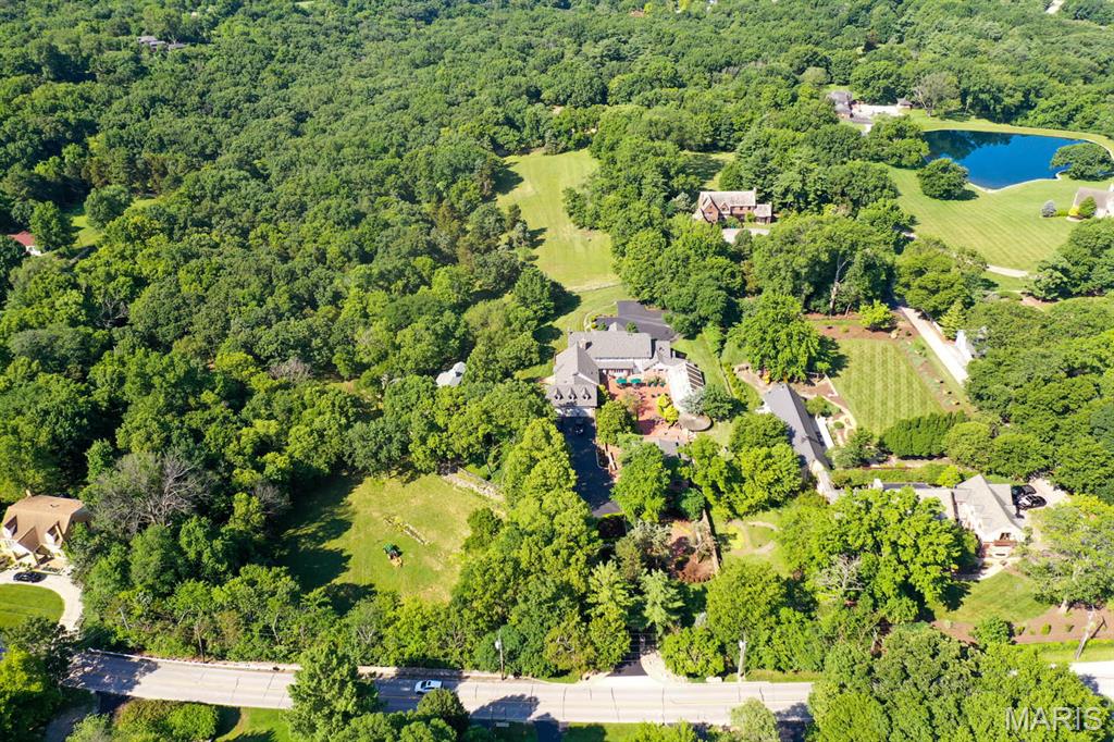 Sunset Crest Lt 8 & Edward Weidlich Estate - Residential
