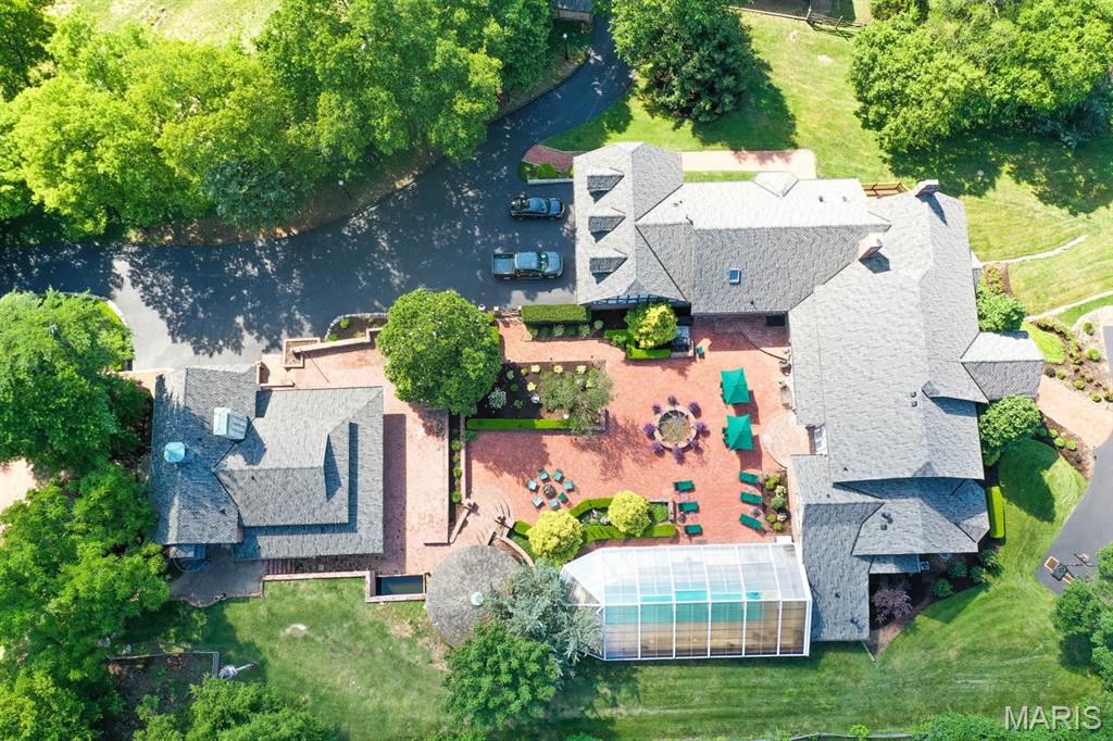 Sunset Crest Lt 8 & Edward Weidlich Estate - Residential
