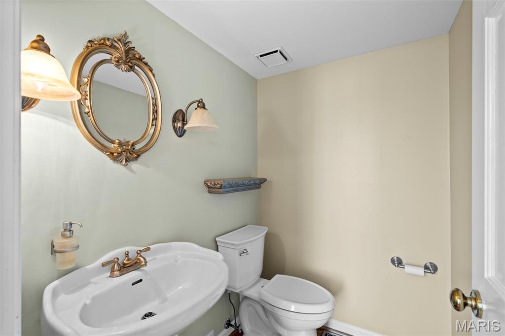 Berkley Manor 6 - Residential