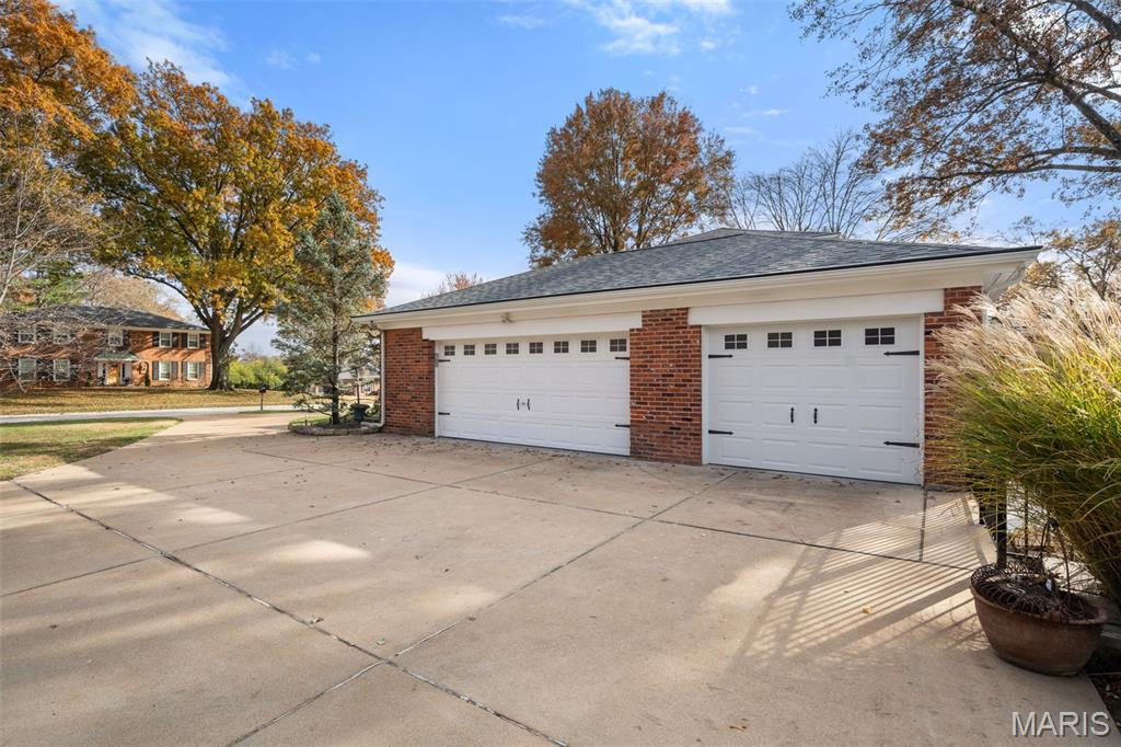 Berkley Manor 6 - Residential
