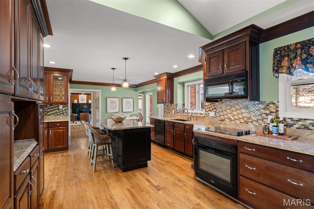 Berkley Manor 6 - Residential