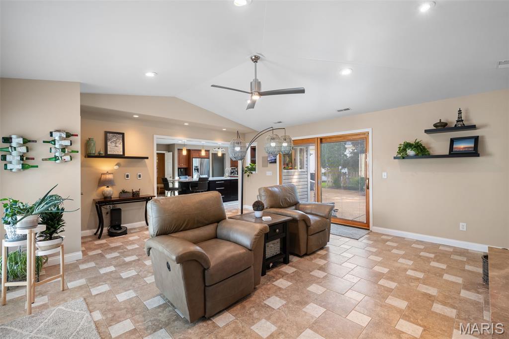 Meadows At Quail Creek Two The - Residential