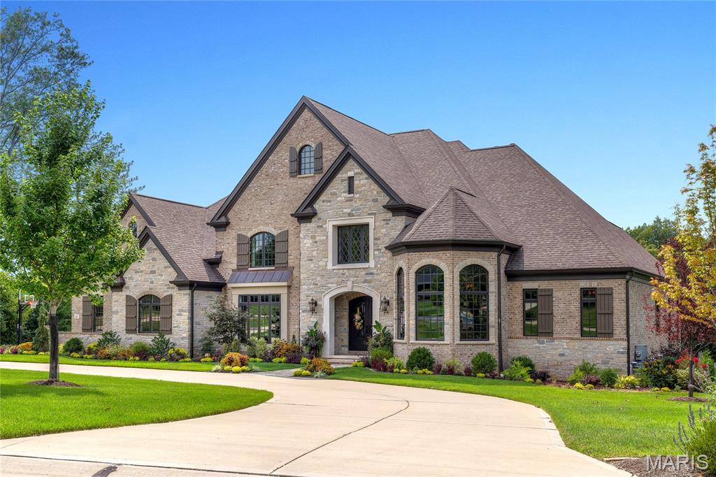 Town & Country Manor - Residential