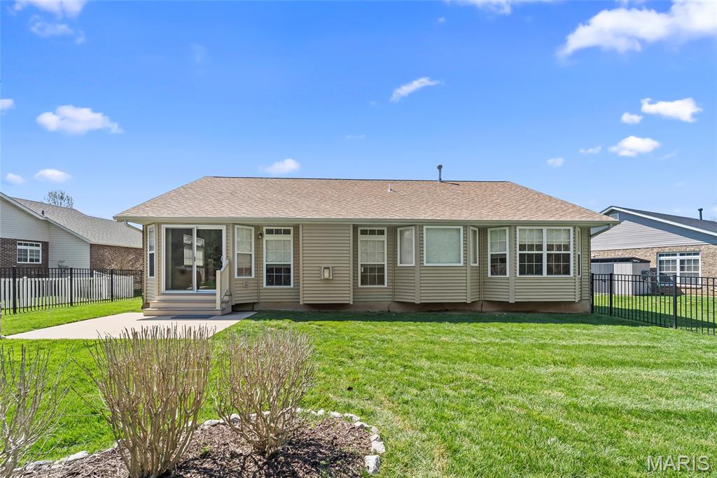 Columbia Lakes Iv - Residential