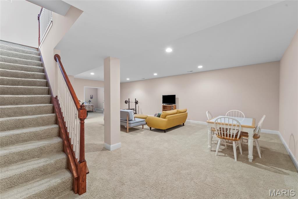 Columbia Lakes Iv - Residential