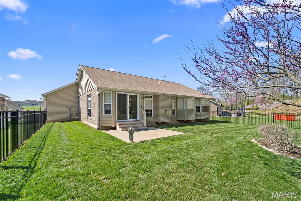 Columbia Lakes Iv - Residential