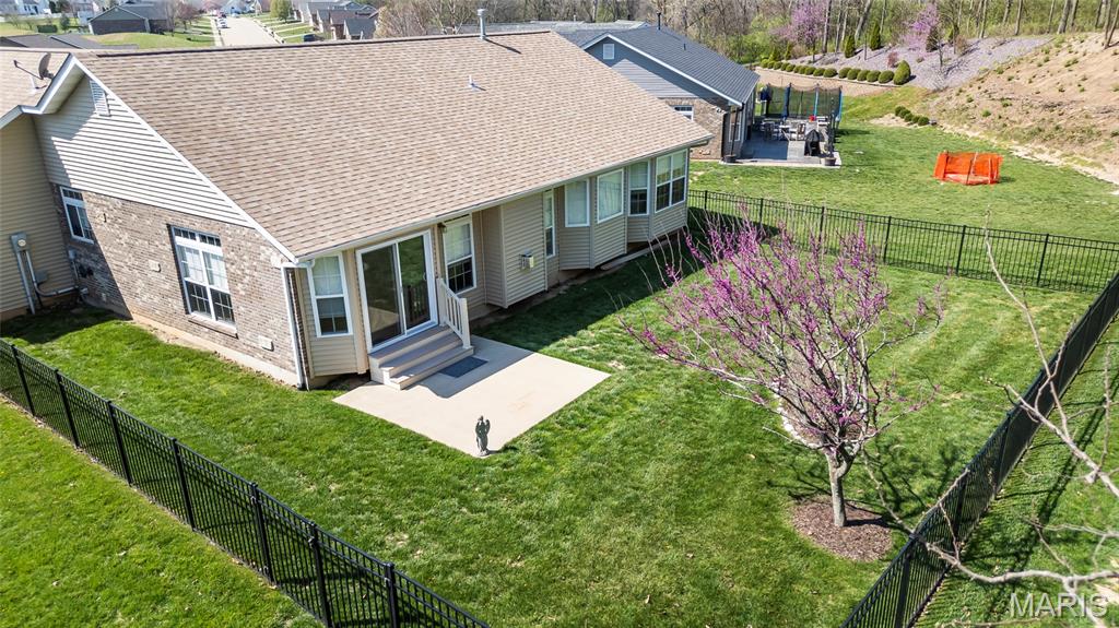 Columbia Lakes Iv - Residential
