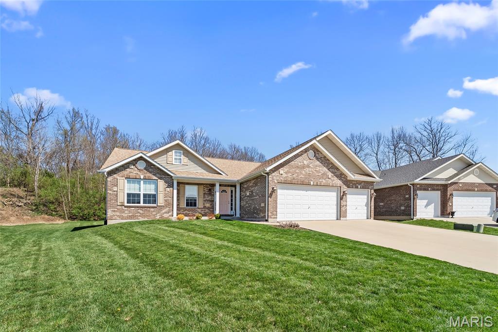 Columbia Lakes Iv - Residential