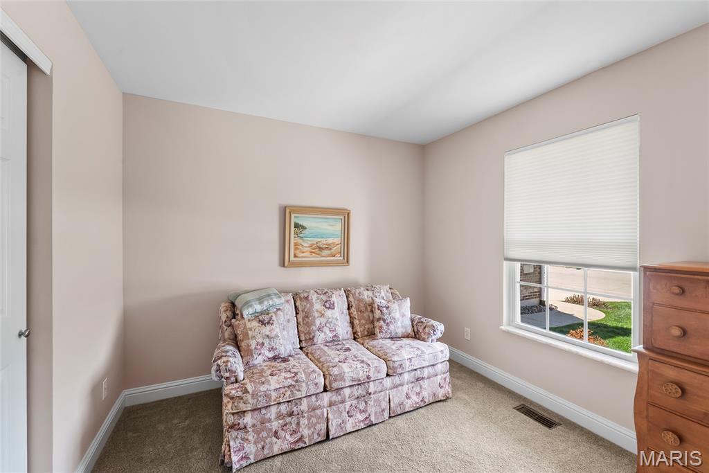 Columbia Lakes Iv - Residential