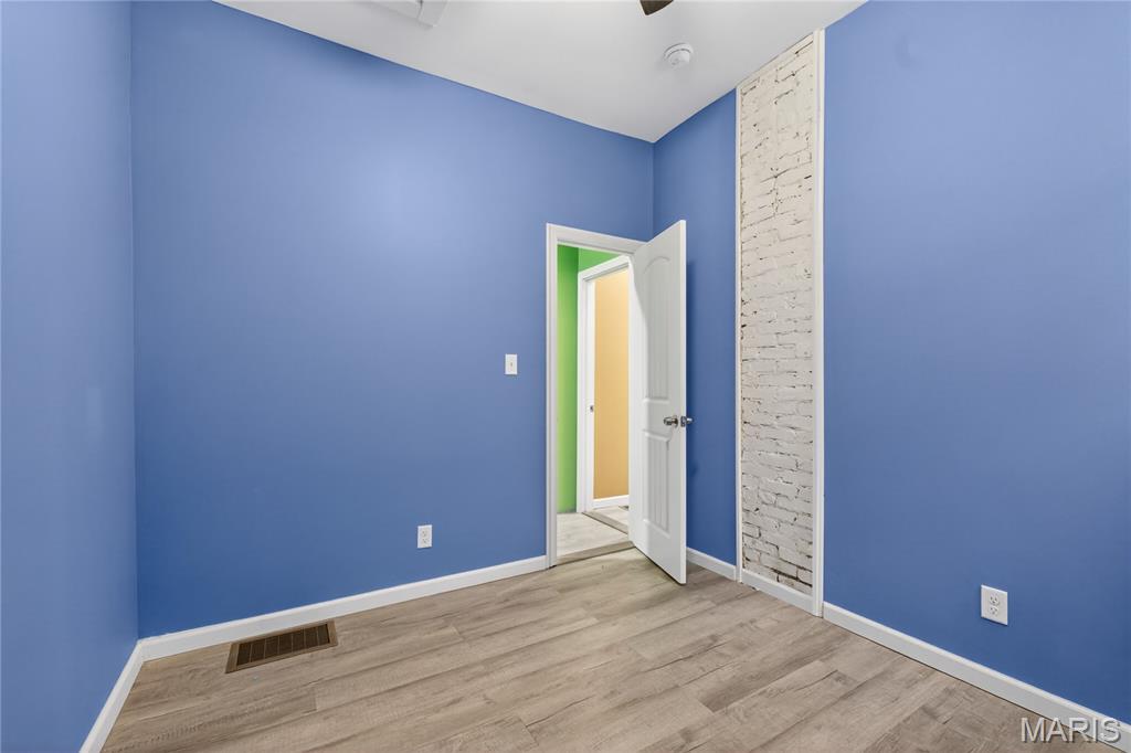 Dowling Heights Add - Residential Lease