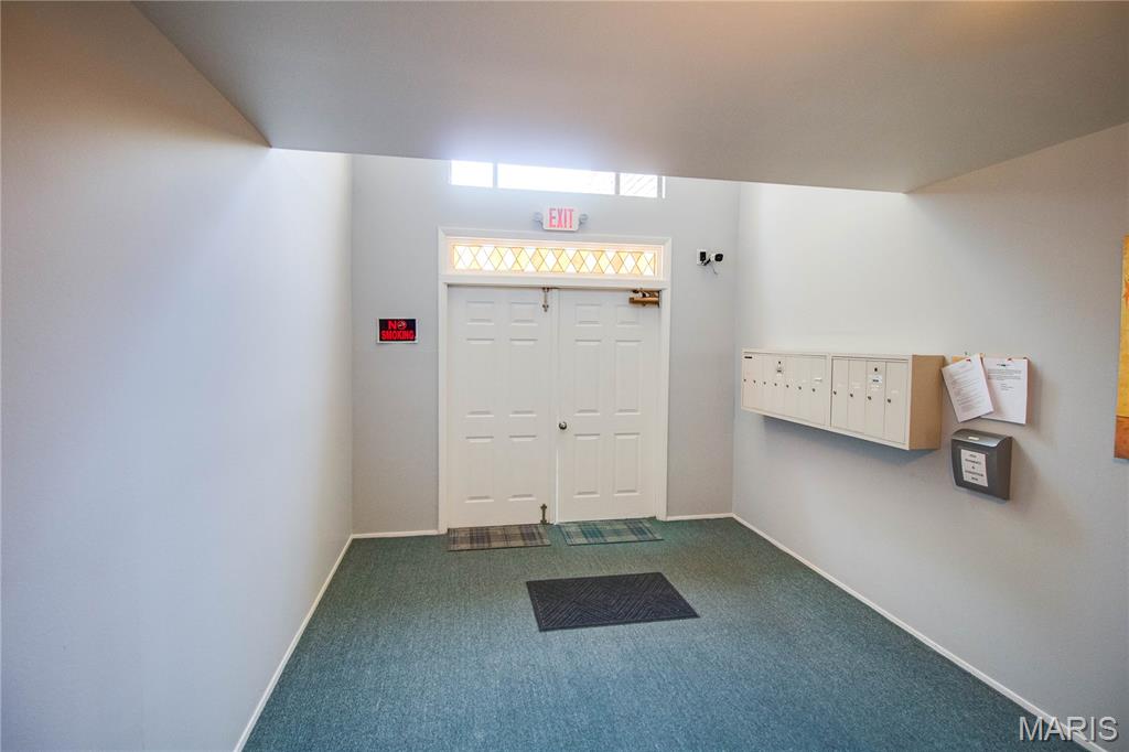 Arrow Wood Manor Condo - Residential